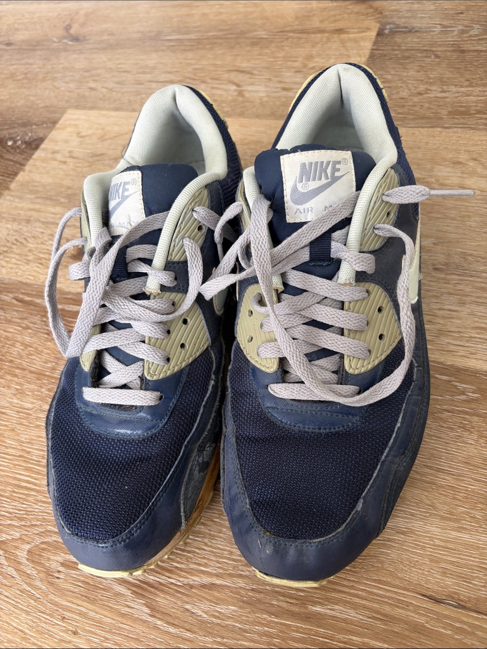 Nike Men’s Navy and Light Gray Athletic Sneakers
